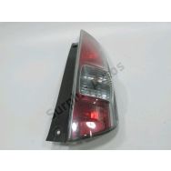 Feu arriere droit