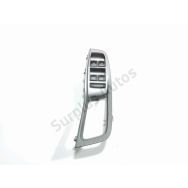 Commande lève-vitre avant gauche