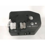 Cache moteur supérieur