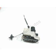 Serrure de porte avant droite