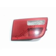 Feu arrière intérieur gauche