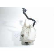 Réservoir de lave glace avant