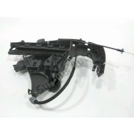 Serrure de porte avant droite