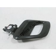 Poignee interieure porte avant gauche