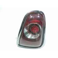 Feu arrière droit