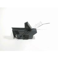 Serrure de porte avant droite