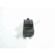 Commande lève-vitre avant gauche