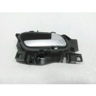 Poignee interieure porte avant droite