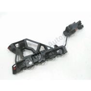 Support droit de pare-choc arrière