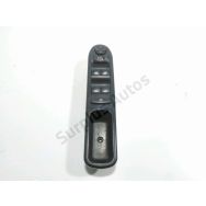 Commande lève-vitre avant gauche