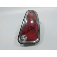 Feu arrière droit