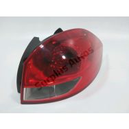 Feu arriere droit