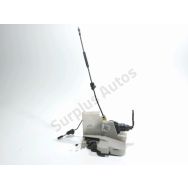 Serrure de porte avant droite