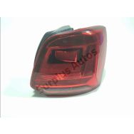 Feu arriere droit