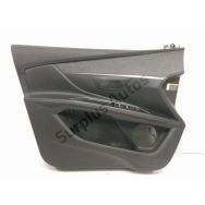 Garniture porte avant gauche