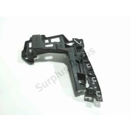 Support droit de pare-choc arrière