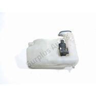 Reservoir de lave glace avant