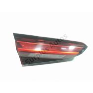 Feu arrière intérieur gauche