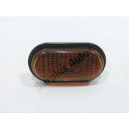 Repetiteur d'aile droit