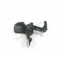 Poignee exterieure avant gauche