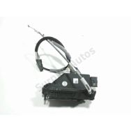 Serrure de porte avant droite