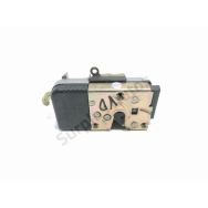 Serrure de porte avant droite