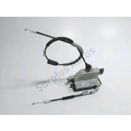 Serrure de porte avant droite