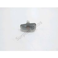 Repetiteur d'aile gauche