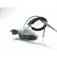 Serrure de porte avant droite