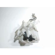 Réservoir de lave glace avant