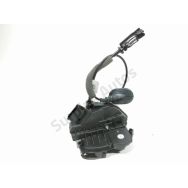 Serrure de porte avant gauche