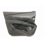 Garniture porte avant gauche