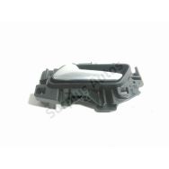 Poignee interieure porte avant gauche