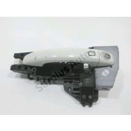 Poignée extérieure avant gauche