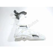 Reservoir de lave glace avant