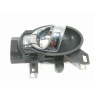 Poignee interieure porte avant gauche