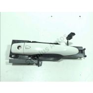 Poignée extérieure avant gauche