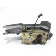 Serrure de porte avant droite