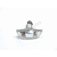 Repetiteur d'aile droit