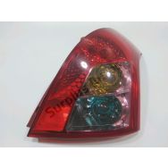 Feu arriere droit