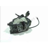 Serrure de porte avant droite