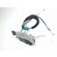 Serrure de porte avant droite