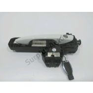 Poignee exterieure avant gauche