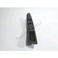 Commande lève-vitre avant gauche