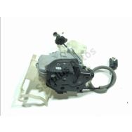 Serrure de porte avant gauche