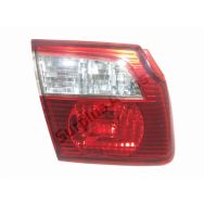 Feu arrière intérieur gauche