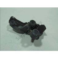 Support droit de pare-choc arrière