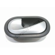 Poignee interieure porte avant gauche