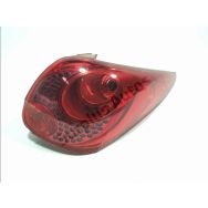Feu arriere droit