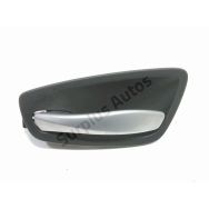 Poignee interieure porte avant gauche